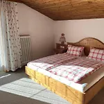 Alpenblick, Ganzes Ferienhaus, 5 Zi, 4 Baeder, Gratis Parkplatz, Sonnenterrasse Holiday home *
