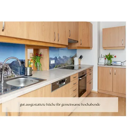Alpenblick, Ganzes Ferienhaus, 5 Zi, 4 Baeder, Gratis Parkplatz, Sonnenterrasse *